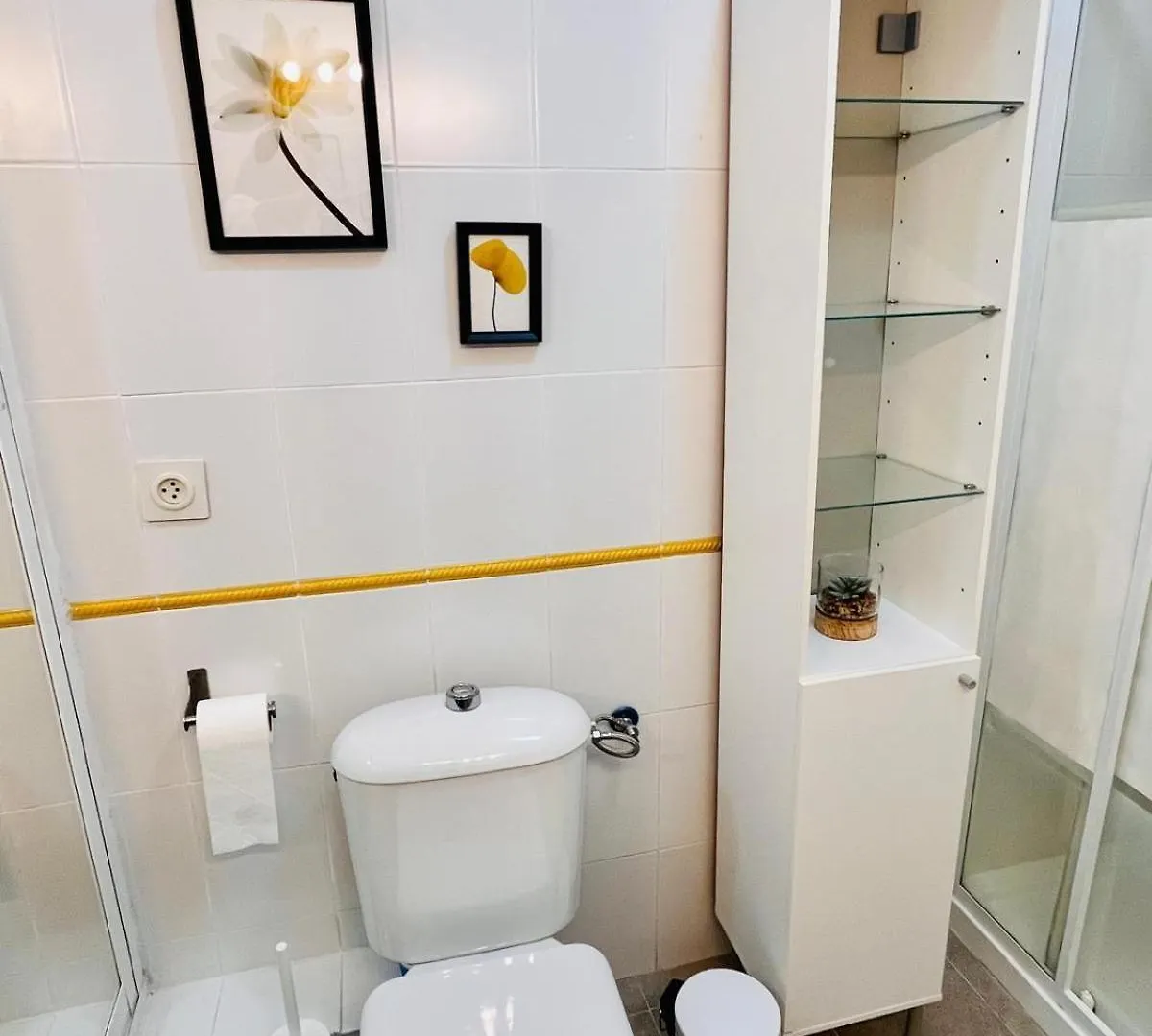 Sol Life Apartment Seville 0*,  Spain